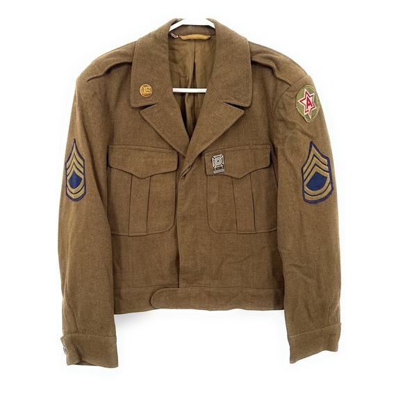 WWII Army Jacket 6th Command Rifle Qualification Staff Sergeant